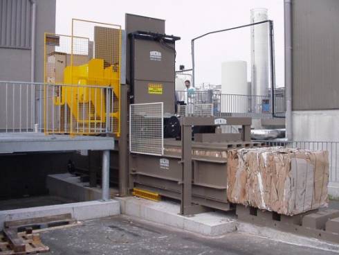   Sacria Industries , Saphir 600 AT